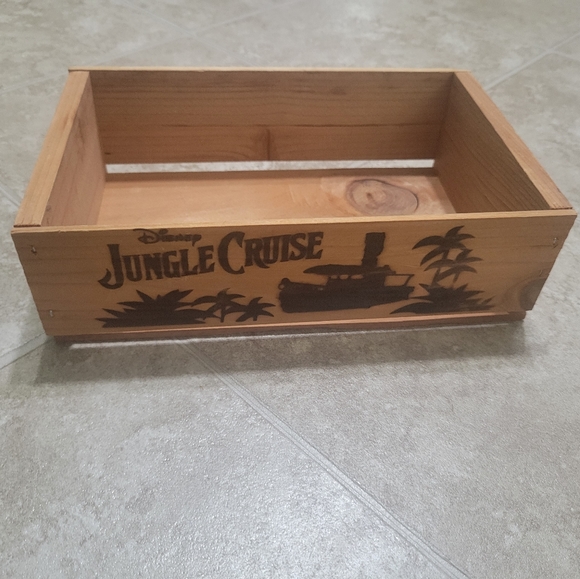 Disney Jungle Cruise Wooden Crate Box Limited Edition 7 x 11 Inch
